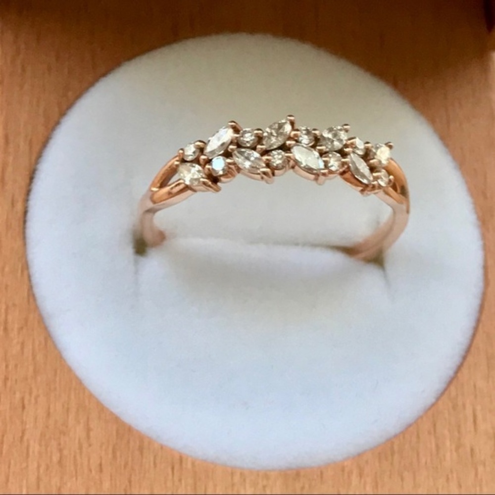 Taking Offers! 14kt Rose Gold Jardiniere Band